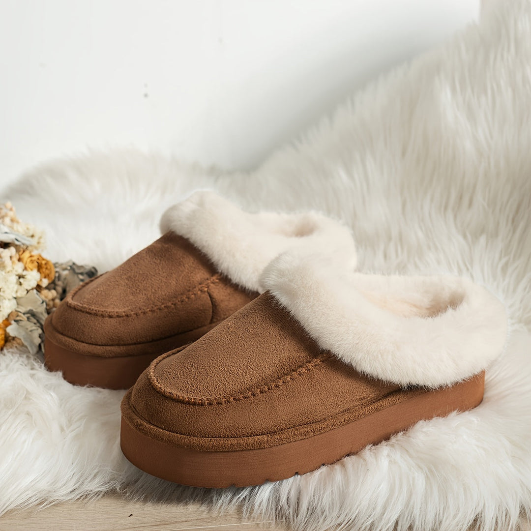WOMEN’S FAUX FUR SLIPPERS | WARM COZY WINTER DESIGN