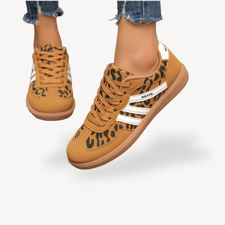 LACE UP TRAINERS | RETRO SOLE & CASUAL FIT
