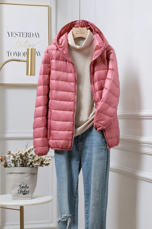 WOMEN’S WINTER COAT | LIGHTWEIGHT WARM HOODED FIT