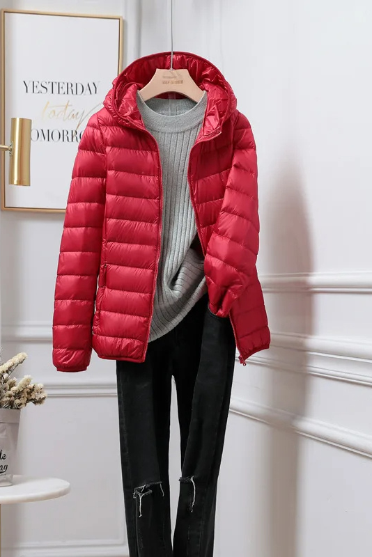 WOMEN’S WINTER COAT | LIGHTWEIGHT WARM HOODED FIT