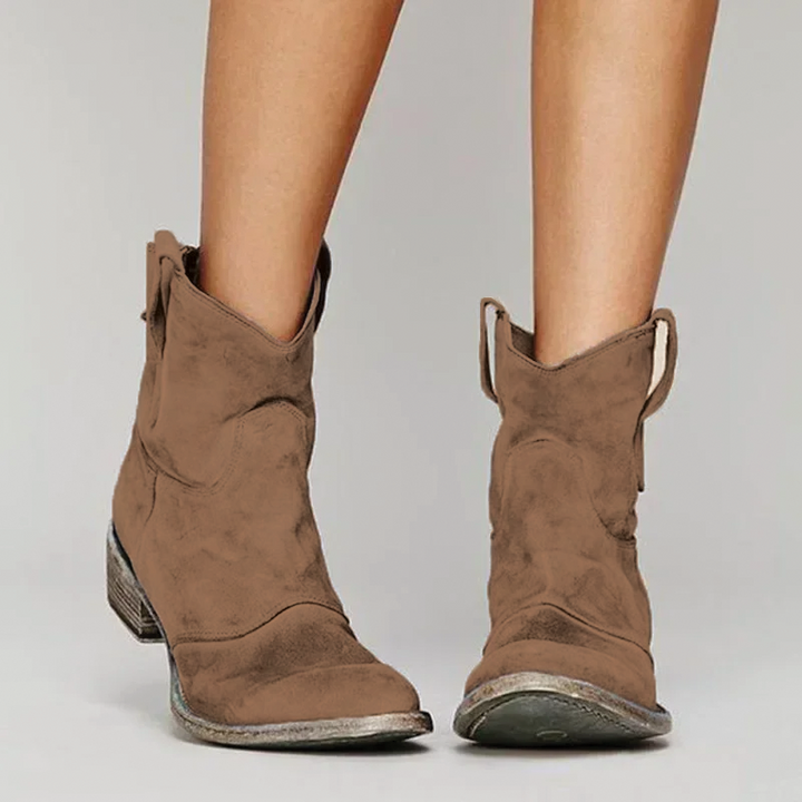 COWBOY BOOTS | MODERN WESTERN ANKLE DESIGN