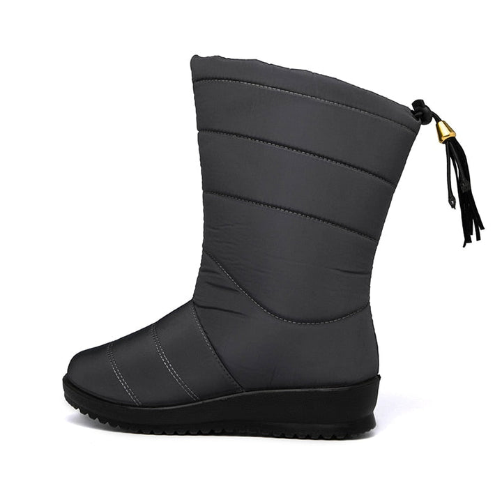 WOMEN’S MID-CALF BOOTS | WATER-RESISTANT WINTER STYLE
