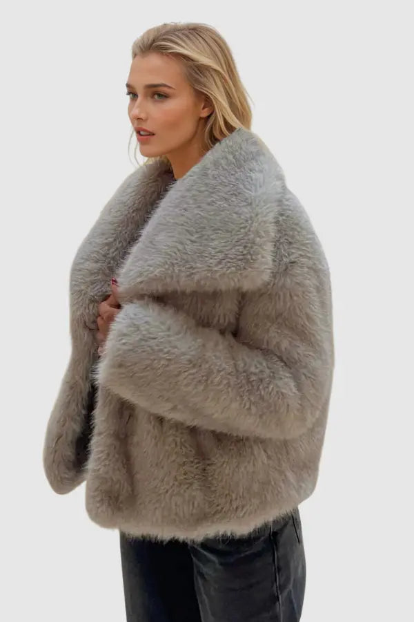 FUR COAT | OVERSIZED WINTER OUTERWEAR