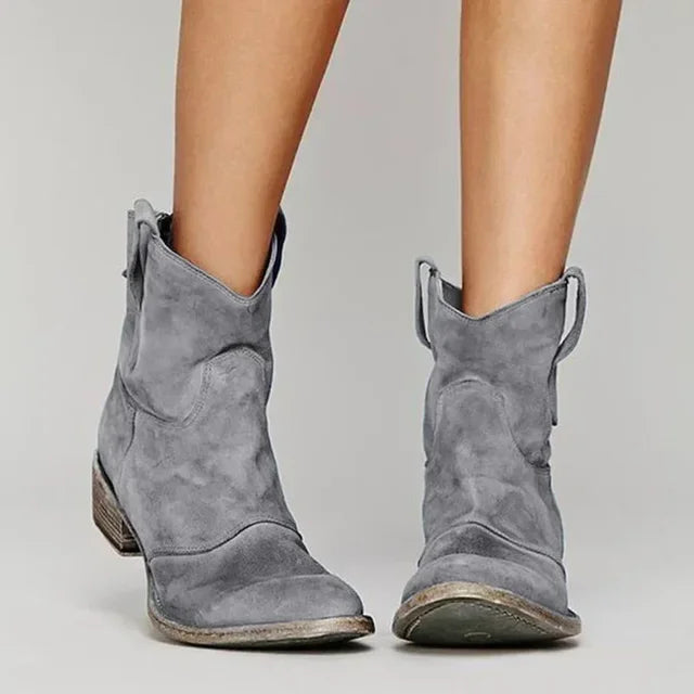 COWBOY BOOTS | MODERN WESTERN ANKLE DESIGN