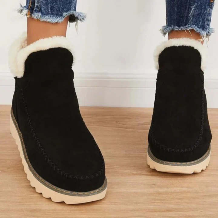 WOMEN’S SLIP-ON BOOTS | WARM FUR-LINED WINTER DESIGN