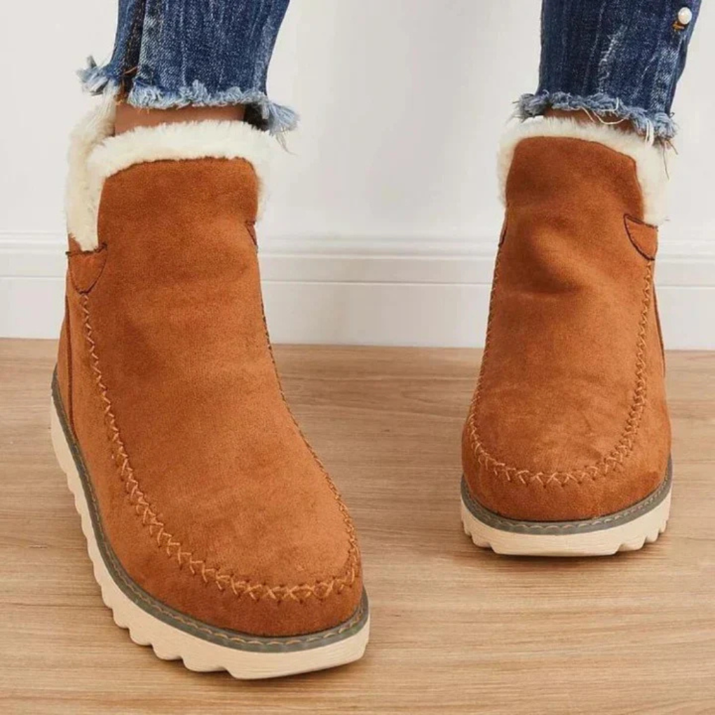 WOMEN’S SLIP-ON BOOTS | WARM FUR-LINED WINTER DESIGN