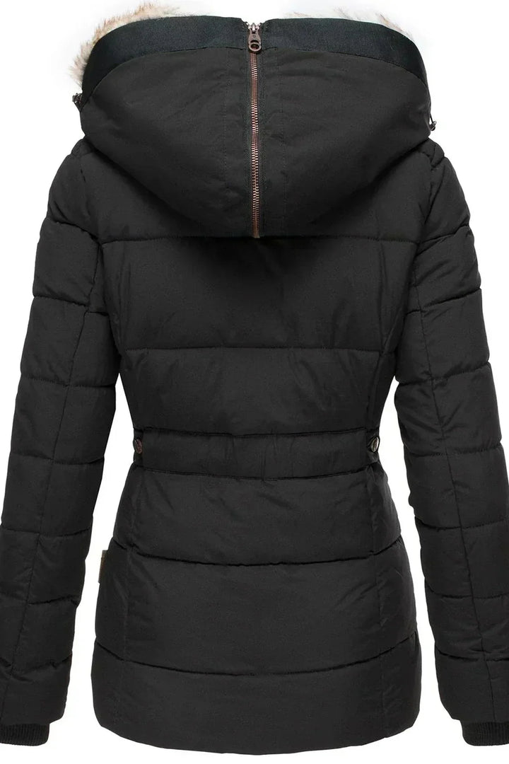 WOMEN’S PUFFER COAT | SLIM-FIT HOODED WINTER LOOK