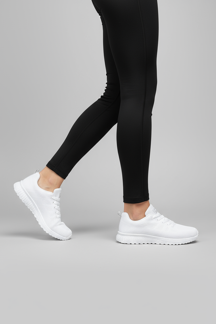 WOMEN’S TRAINERS | MODERN LIGHTWEIGHT KNIT FOOTWEAR